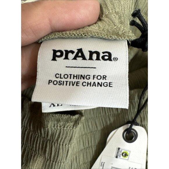 Prana Women's XL Fernie Short Sweet Agave Green Crinkle Gauze NWT Swim Cover - Picture 8 of 12